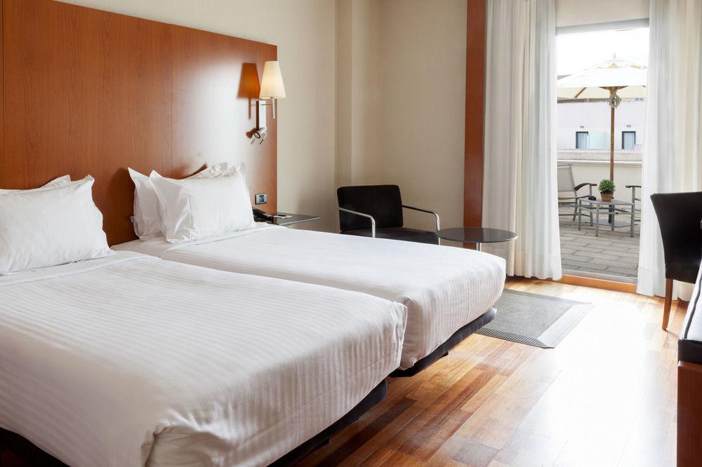 Ac Hotel Badajoz By Marriott Exterior photo