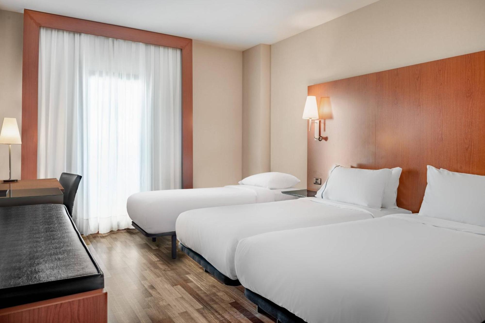 Ac Hotel Badajoz By Marriott Exterior photo