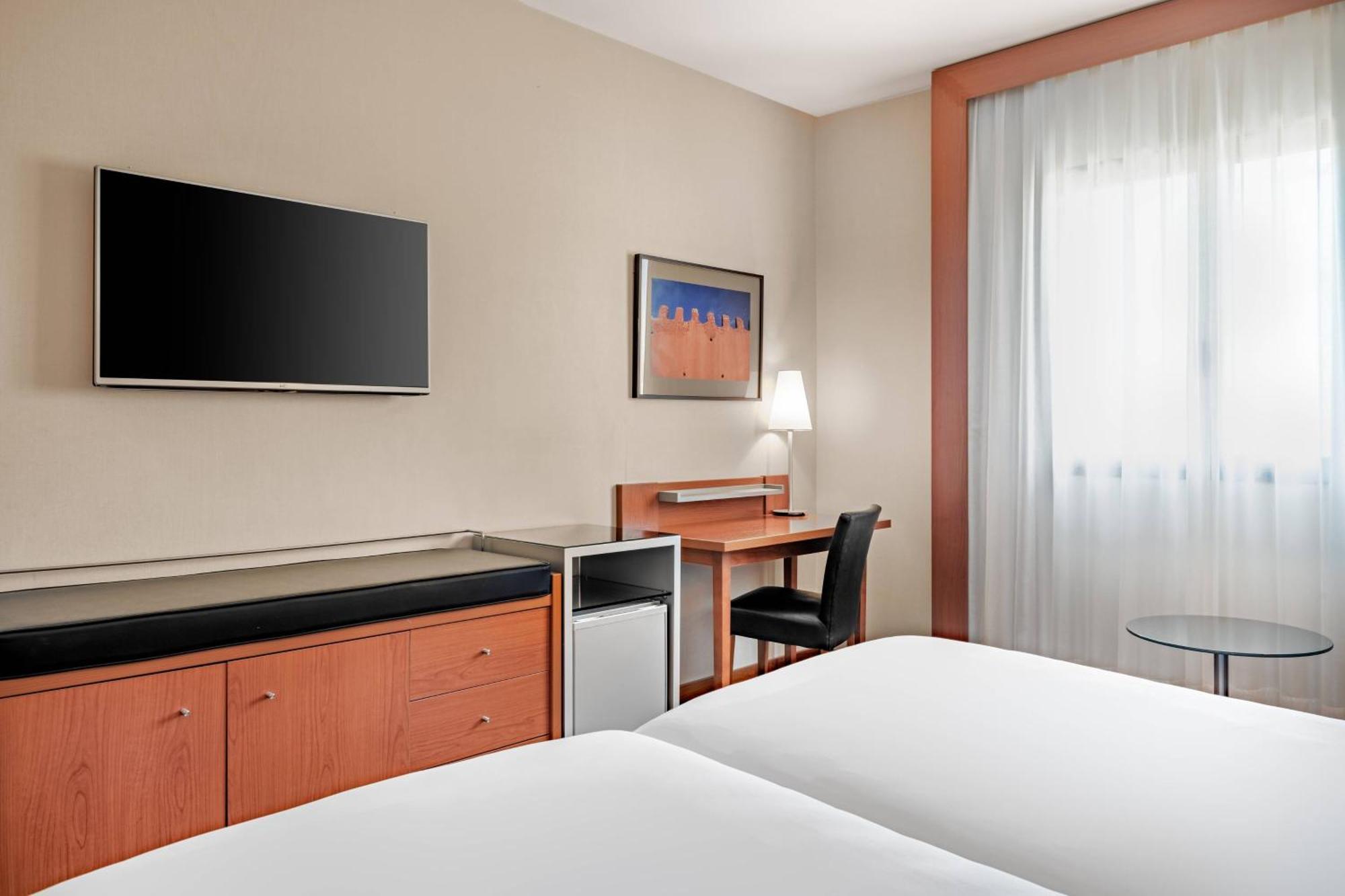 Ac Hotel Badajoz By Marriott Exterior photo
