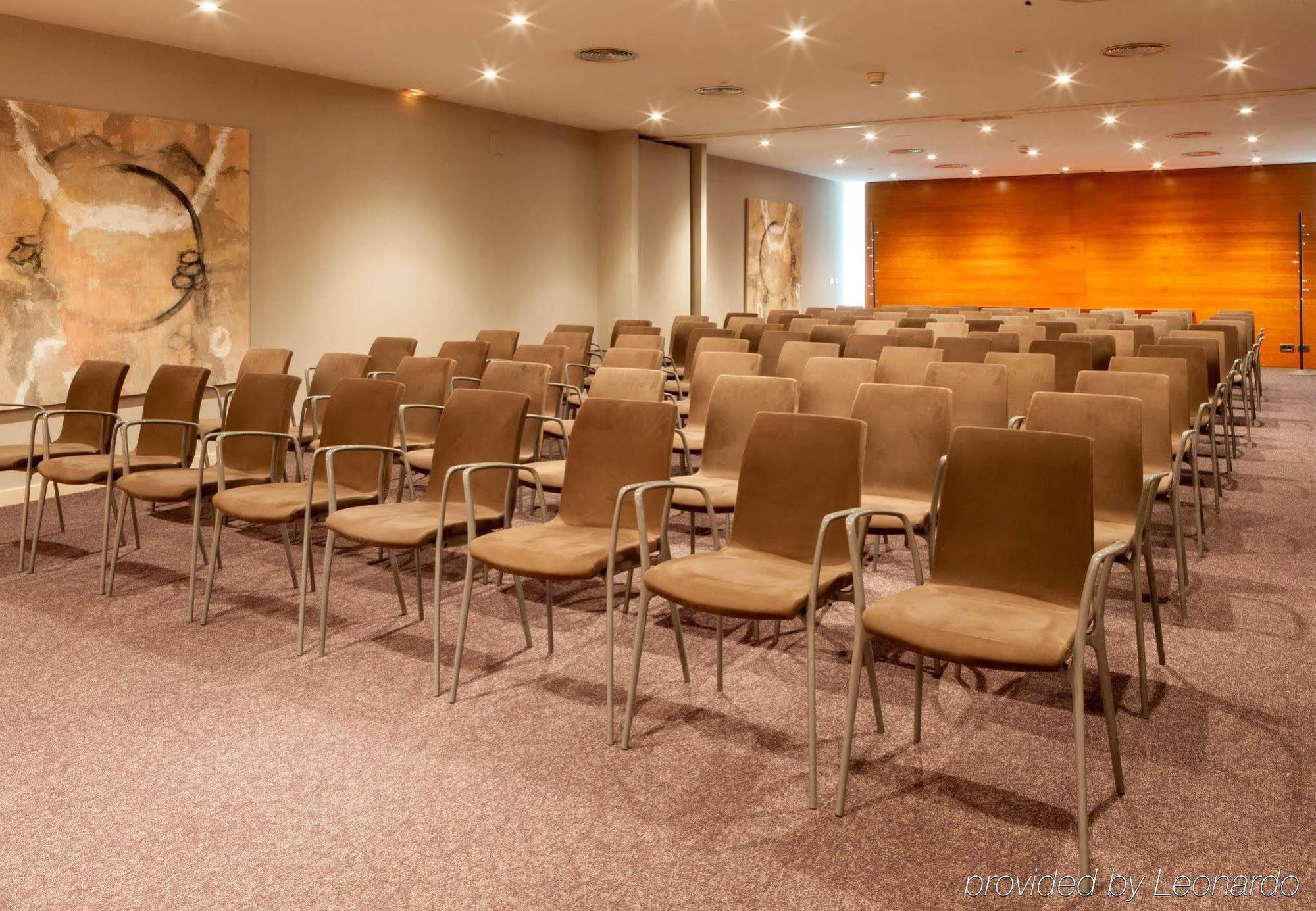 Ac Hotel Badajoz By Marriott Exterior photo