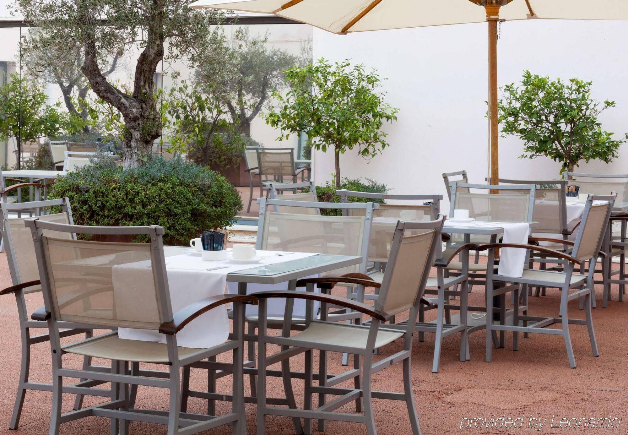 Ac Hotel Badajoz By Marriott Exterior photo